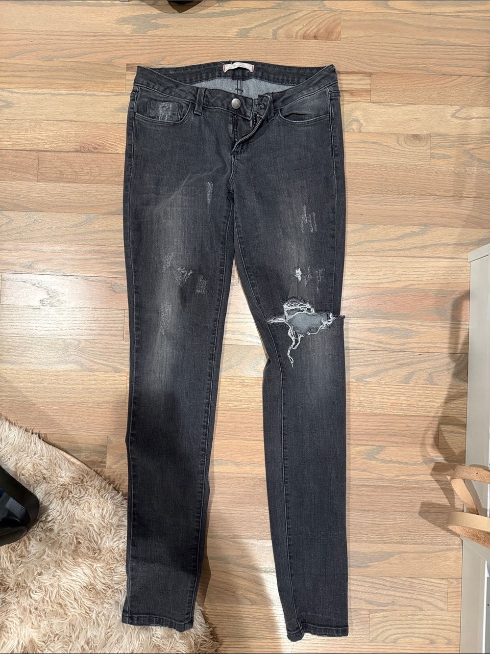 Forever 21 Black Distressed Skinny Jeans